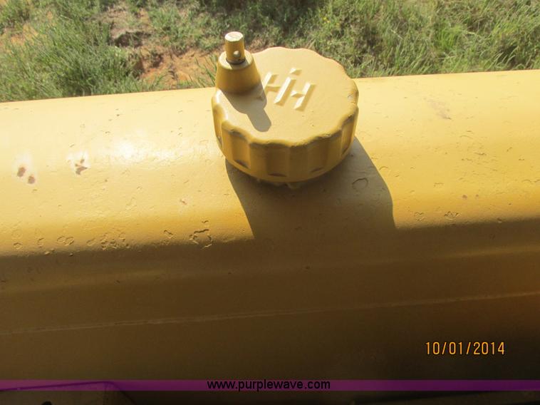 image for item J2407 1975 Dresser TD-25C dozer