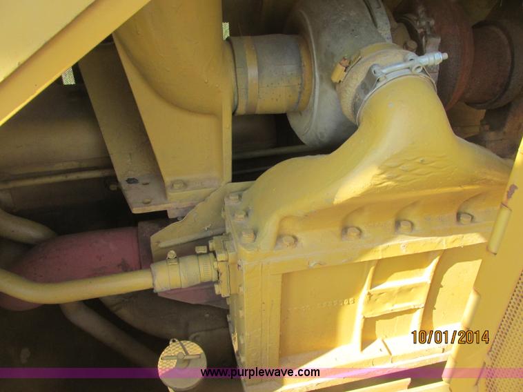 image for item J2407 1975 Dresser TD-25C dozer