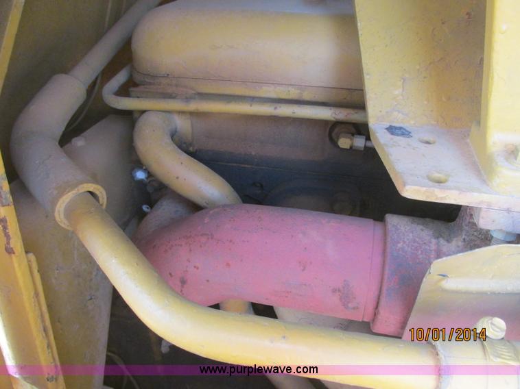 image for item J2407 1975 Dresser TD-25C dozer