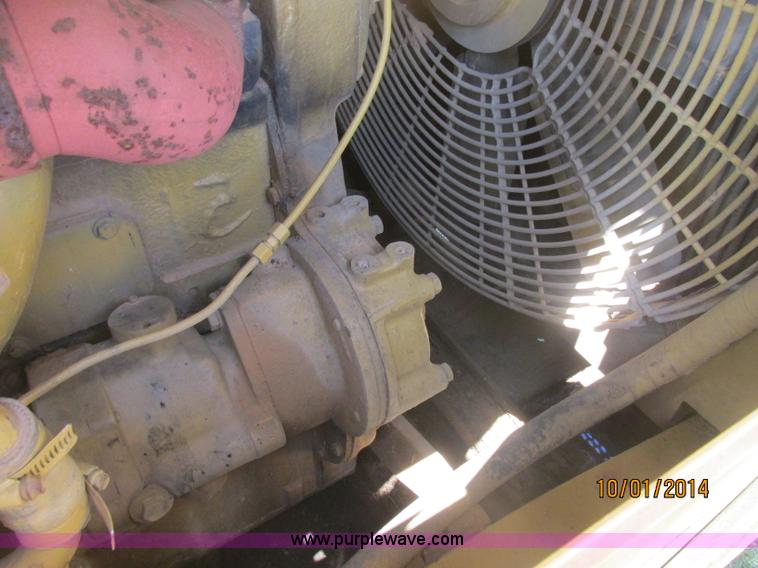 image for item J2407 1975 Dresser TD-25C dozer