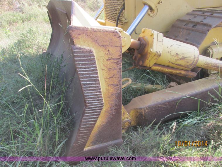 image for item J2407 1975 Dresser TD-25C dozer