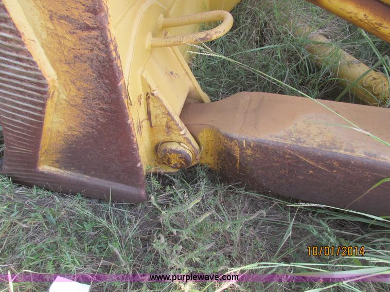 image for item J2407 1975 Dresser TD-25C dozer