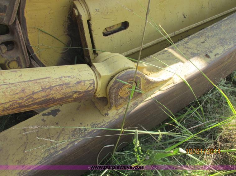 image for item J2407 1975 Dresser TD-25C dozer