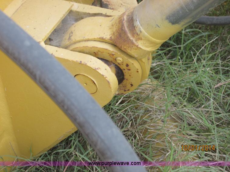 image for item J2407 1975 Dresser TD-25C dozer