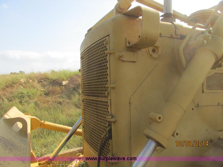 image for item J2407 1975 Dresser TD-25C dozer