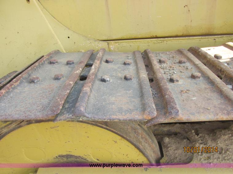 image for item J2407 1975 Dresser TD-25C dozer