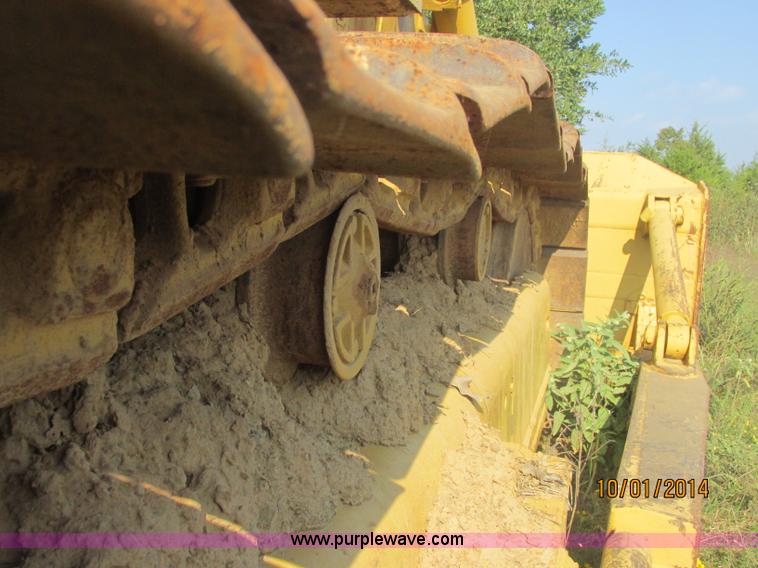 image for item J2407 1975 Dresser TD-25C dozer