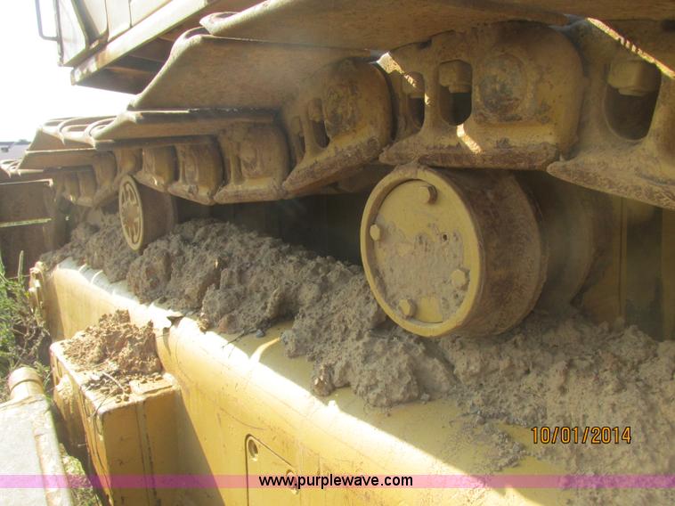 image for item J2407 1975 Dresser TD-25C dozer