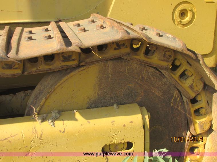 image for item J2407 1975 Dresser TD-25C dozer