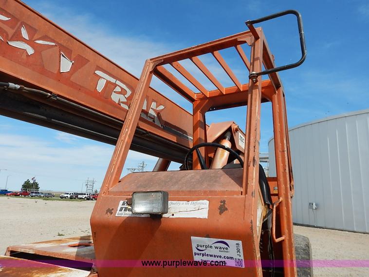 image for item J3018 2000 Sky Trak 6036 telehandler