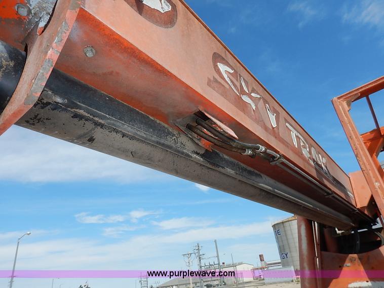 image for item J3018 2000 Sky Trak 6036 telehandler