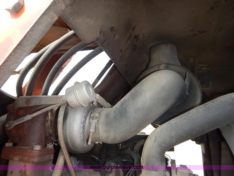 image for item J3018 2000 Sky Trak 6036 telehandler