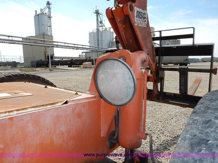 image for item J3018 2000 Sky Trak 6036 telehandler