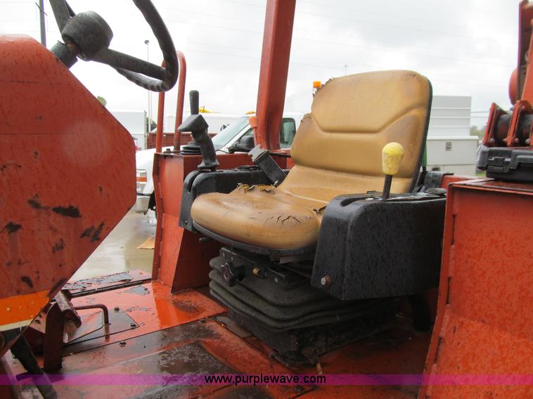 image for item J3407 Ditch Witch 7020 vibratory plow