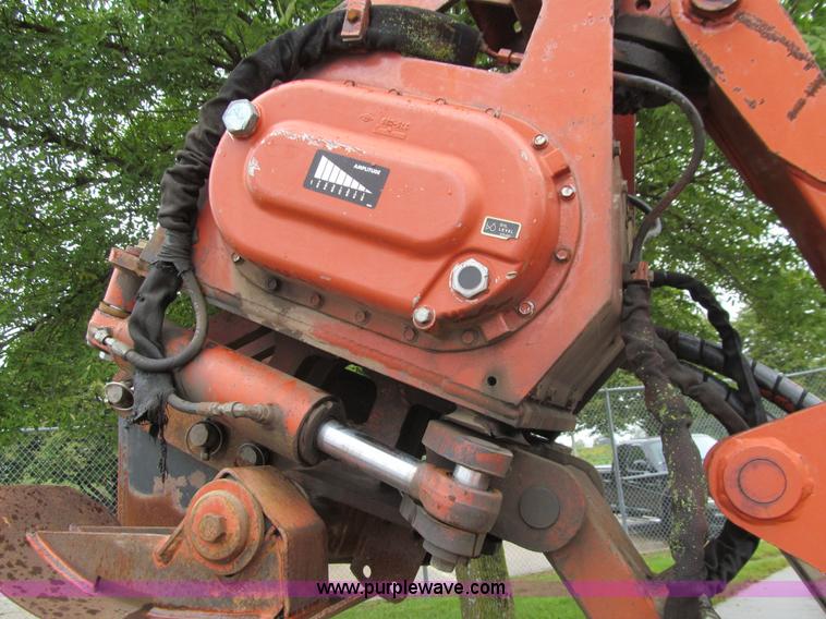 image for item J3407 Ditch Witch 7020 vibratory plow