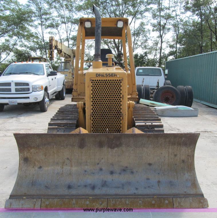 image for item Z9131 1996 Dresser TD7H dozer