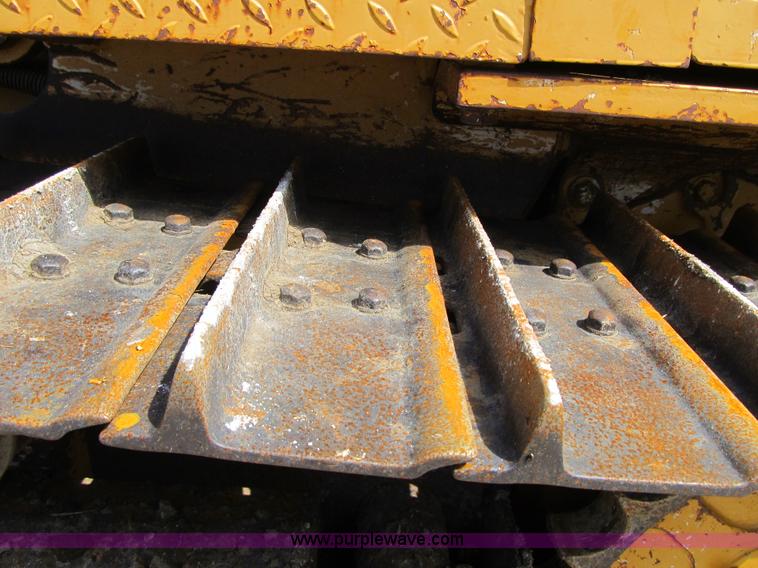 image for item Z9131 1996 Dresser TD7H dozer