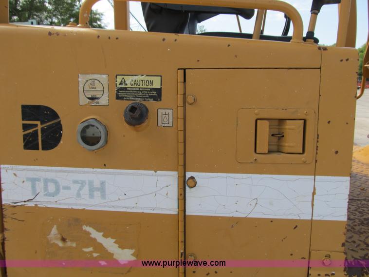 image for item Z9131 1996 Dresser TD7H dozer