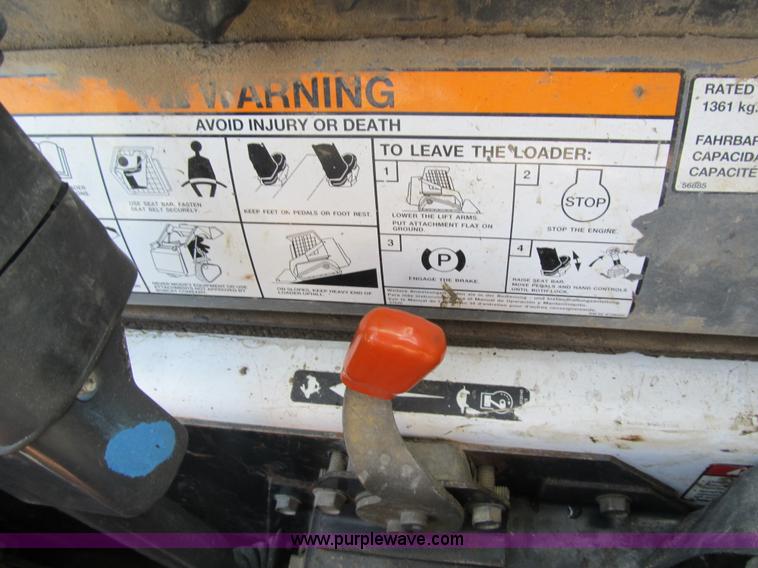 image for item Z9132 2003 Bobcat T300 skid steer