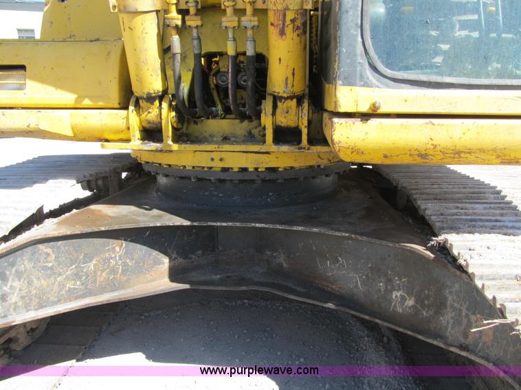 image for item Z9133 1997 Komatsu PC200LC-6LE excavator