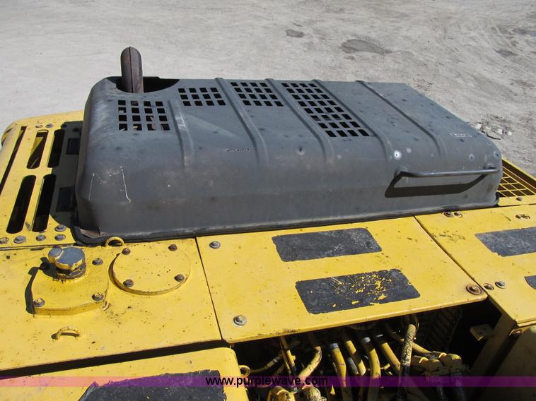 image for item Z9133 1997 Komatsu PC200LC-6LE excavator