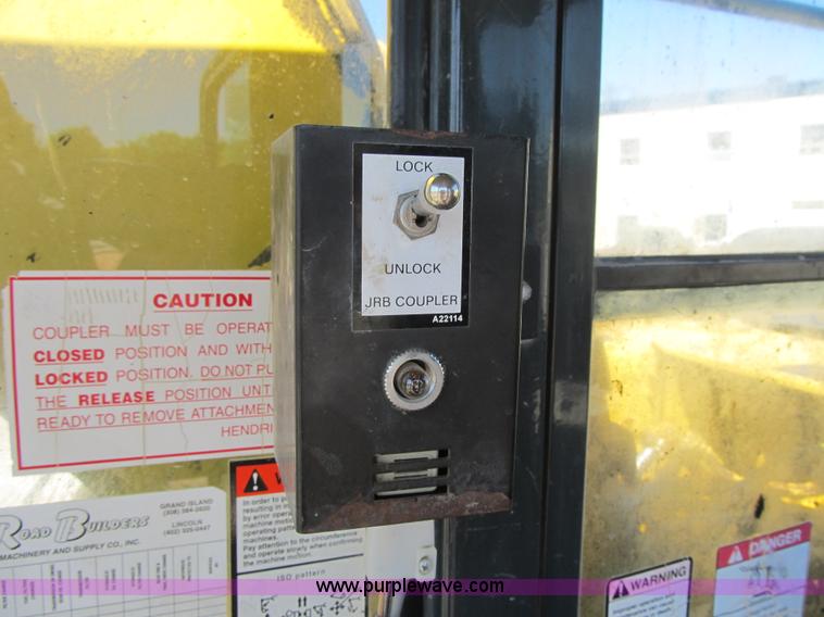 image for item Z9133 1997 Komatsu PC200LC-6LE excavator