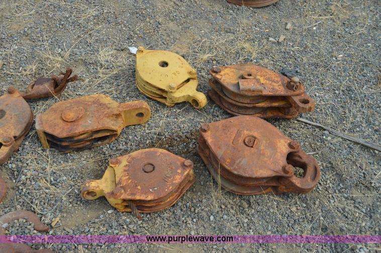 image for item Z9281 Assorted side boom lifting equipment