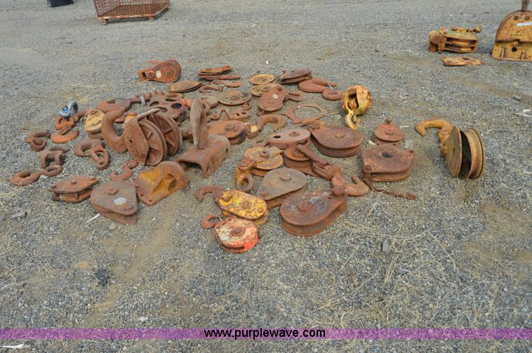 image for item Z9282 Assorted crane lifting equipment