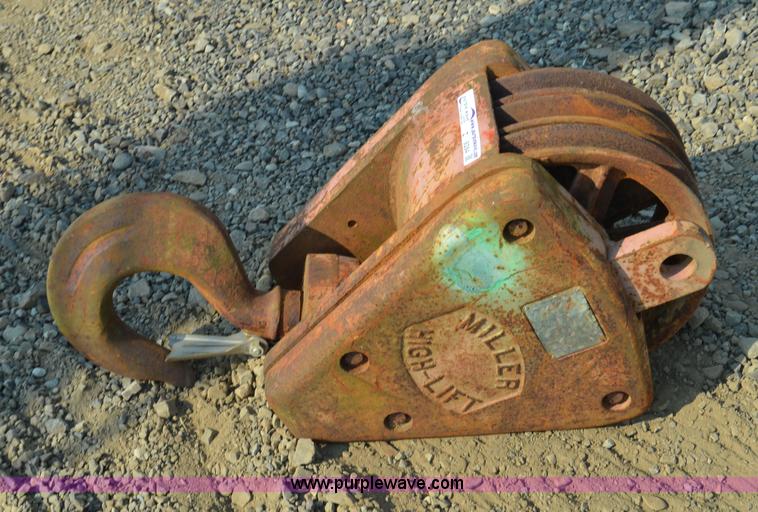 image for item Z9284 Miller high lift three chive load block