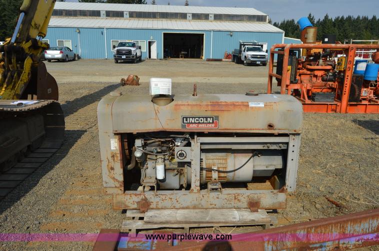 image for item Z9287 Lincoln Shield-Arc SA-250 welder/generator