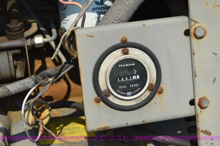 image for item Z9287 Lincoln Shield-Arc SA-250 welder/generator