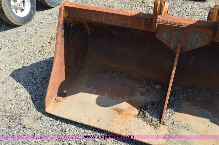 image for item Z9289 7'W excavator bucket