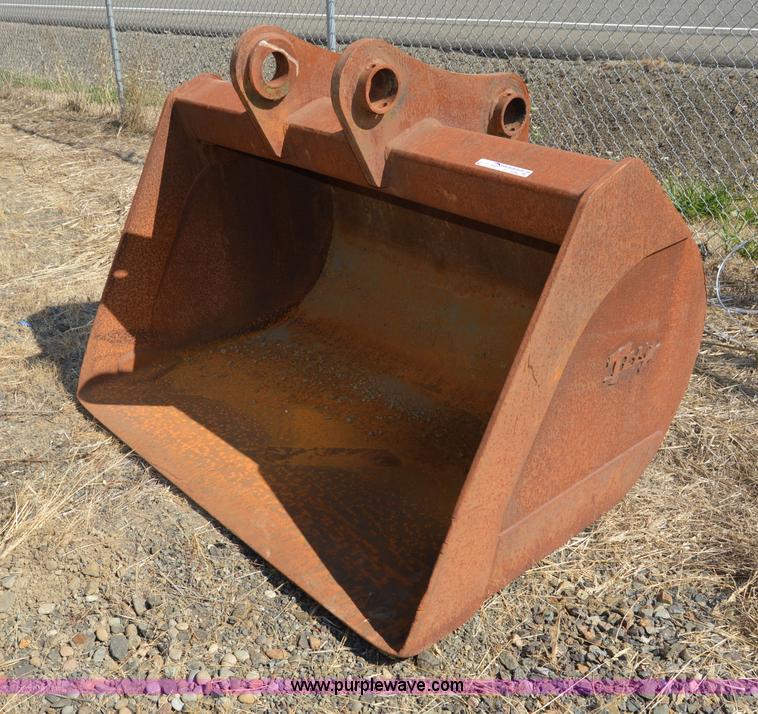 image for item Z9290 66"W excavator bucket