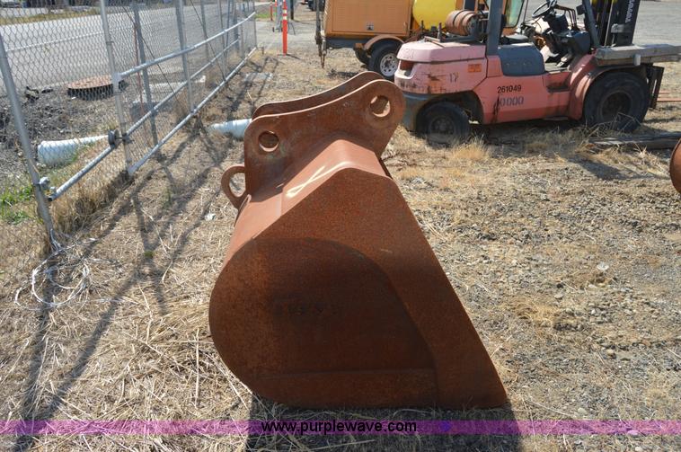 image for item Z9290 66"W excavator bucket
