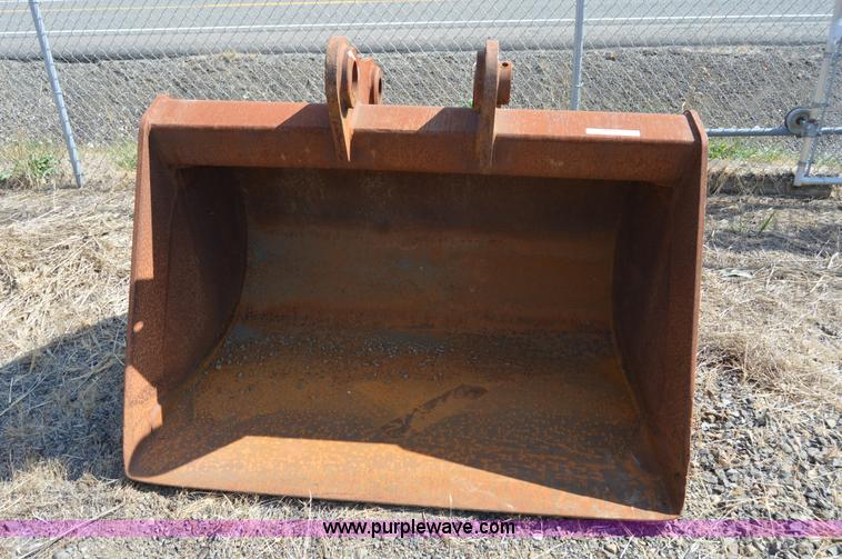 image for item Z9290 66"W excavator bucket