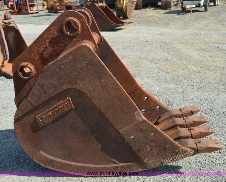 image for item Z9291 30"W excavator bucket