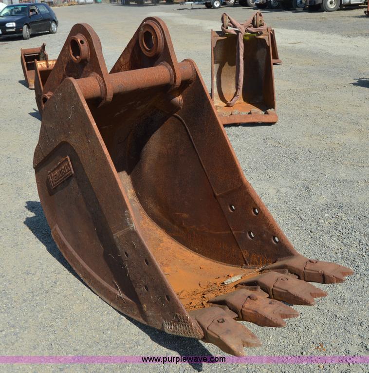 image for item Z9291 30"W excavator bucket
