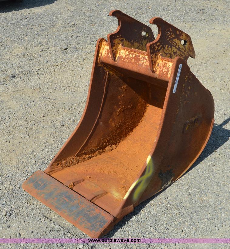 image for item Z9293 24"W excavator bucket