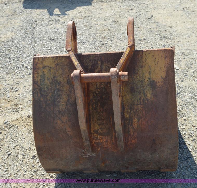 image for item Z9296 29"W excavator bucket