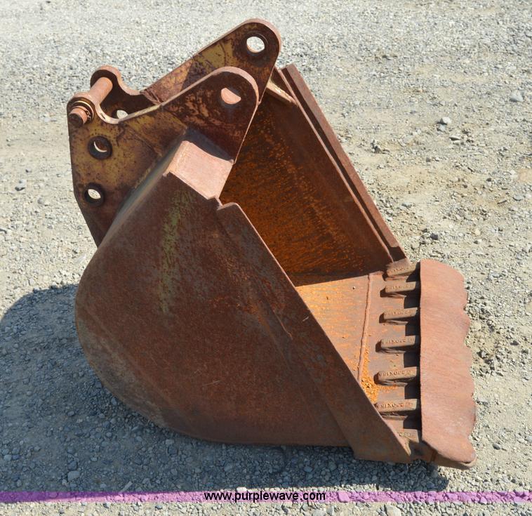 image for item Z9296 29"W excavator bucket