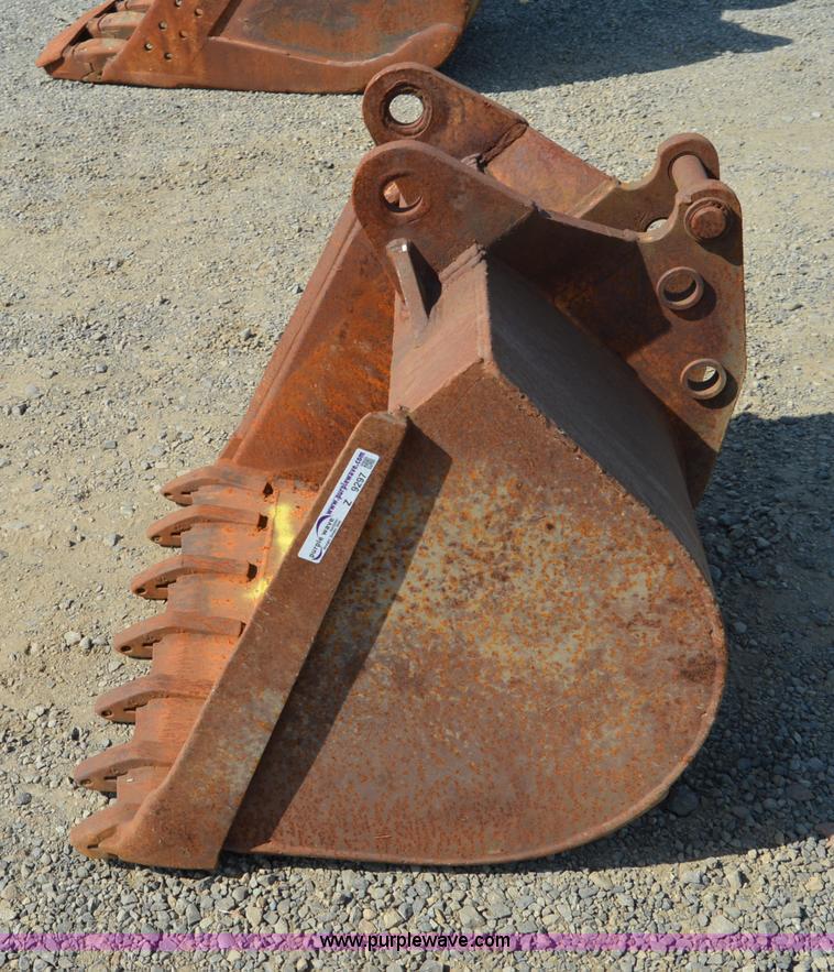 image for item Z9297 36"W excavator bucket
