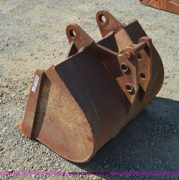 image for item Z9297 36"W excavator bucket