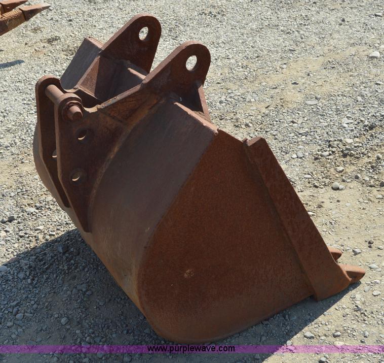 image for item Z9297 36"W excavator bucket