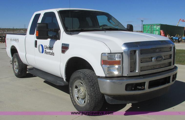 image for item A8746 2008 Ford F250 Super Duty SuperCab pickup truck
