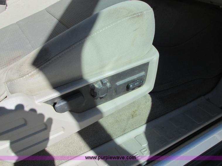 image for item A8746 2008 Ford F250 Super Duty SuperCab pickup truck