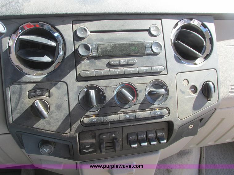 image for item A8746 2008 Ford F250 Super Duty SuperCab pickup truck