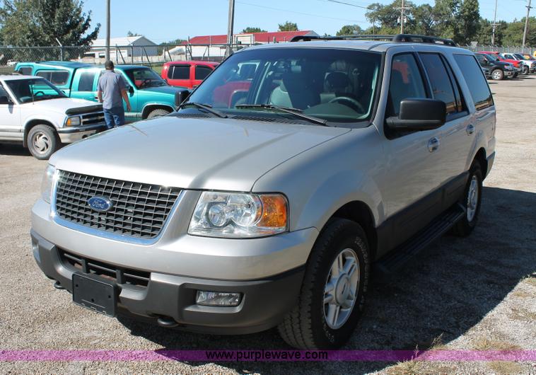 image for item AJ9266 2005 Ford Expedition XLT SUV