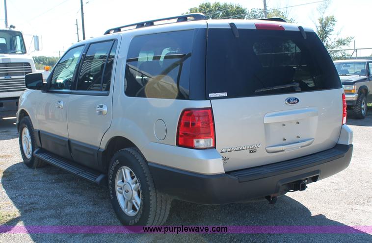 image for item AJ9266 2005 Ford Expedition XLT SUV