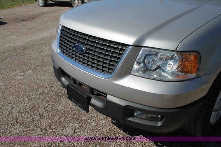 image for item AJ9266 2005 Ford Expedition XLT SUV