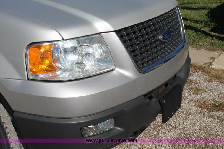image for item AJ9266 2005 Ford Expedition XLT SUV